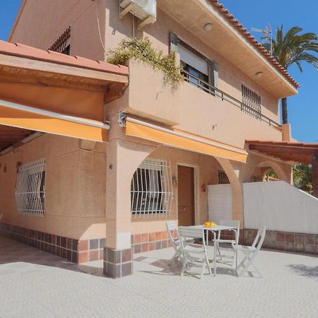Cozy Home In Los Alcazares With Kitchen ロス・ナレホス エクステリア 写真