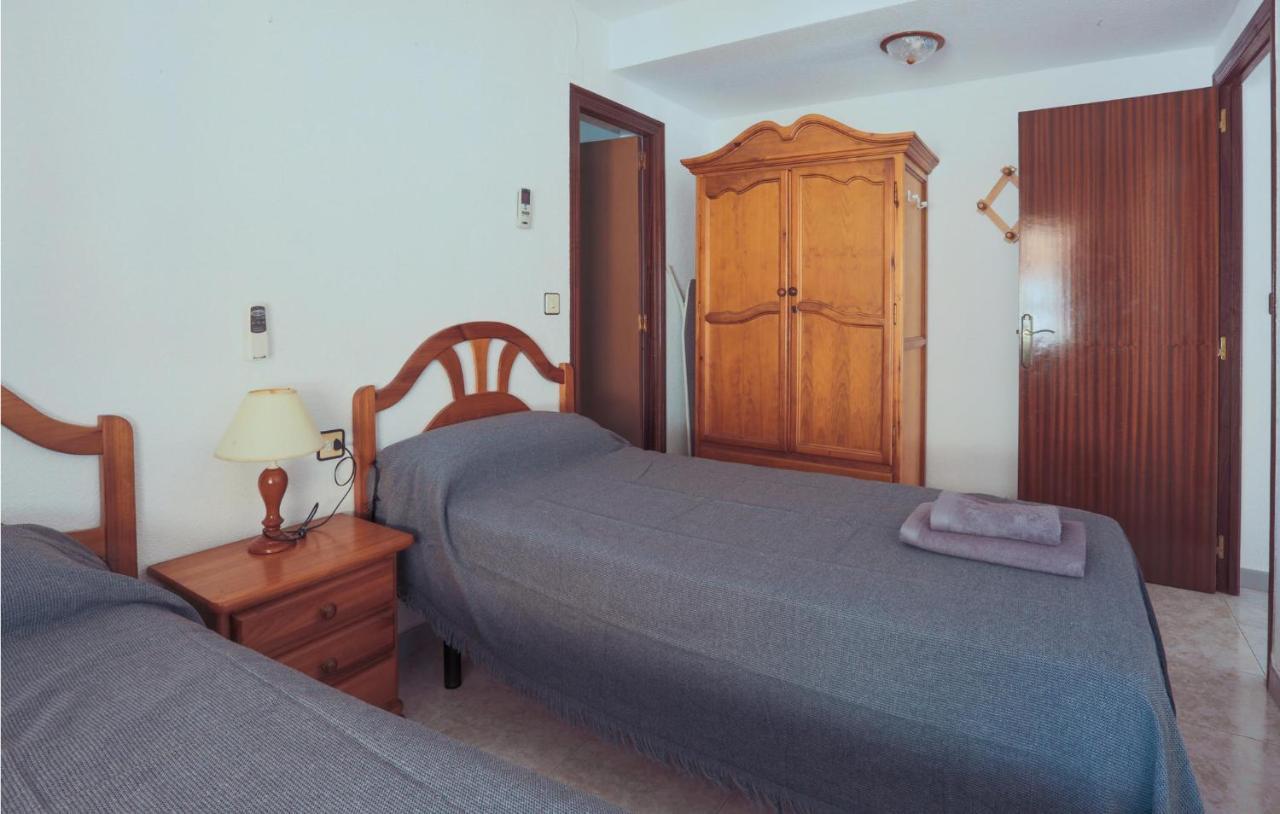 Cozy Home In Los Alcazares With Kitchen ロス・ナレホス エクステリア 写真