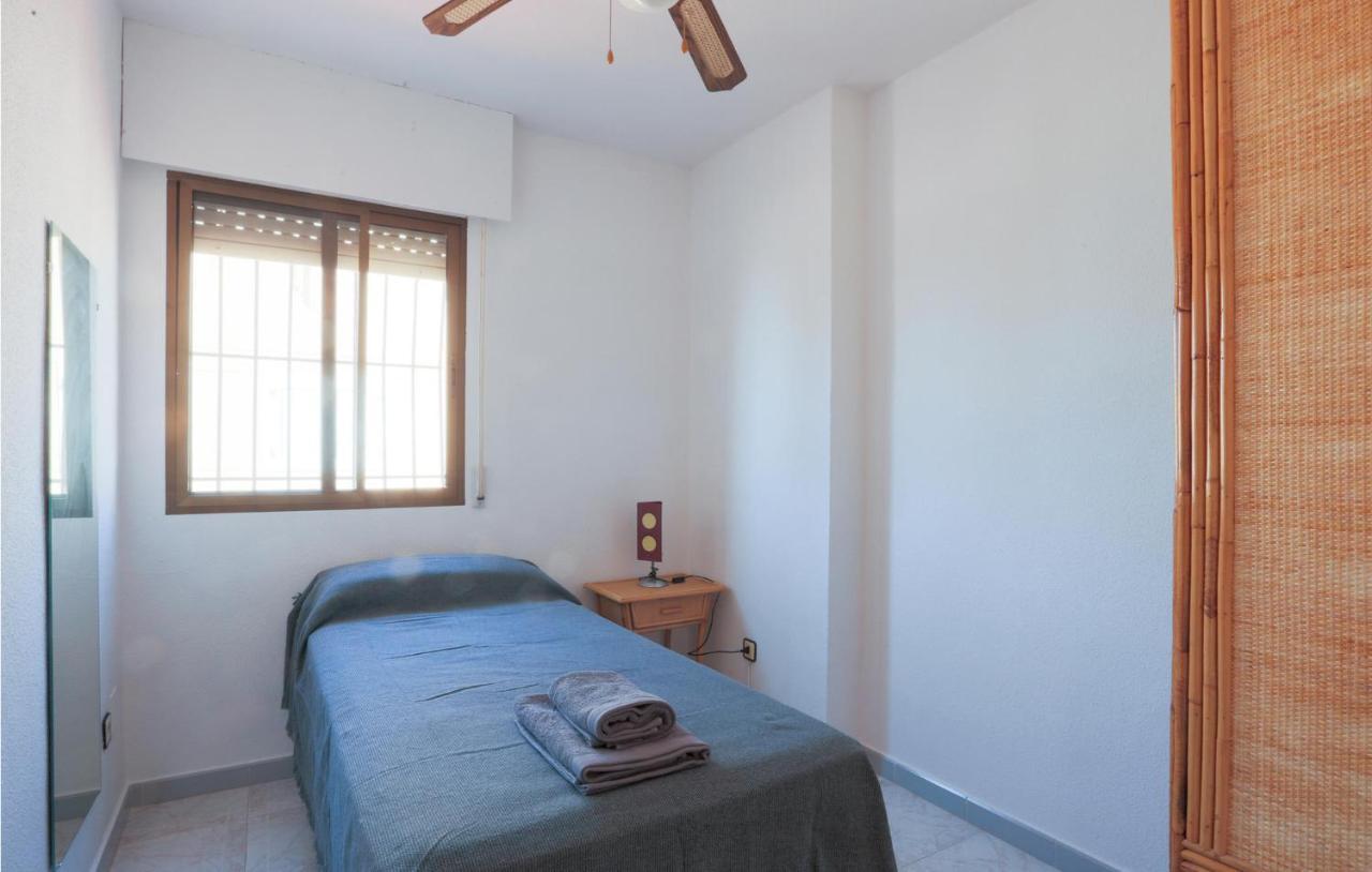 Cozy Home In Los Alcazares With Kitchen ロス・ナレホス エクステリア 写真